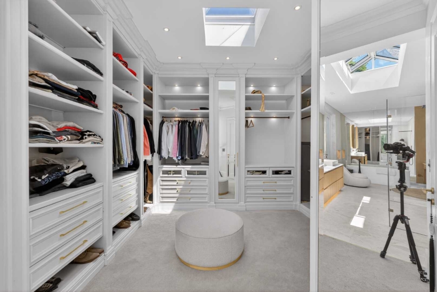 5 Bedroom Property for Sale in Fresnaye Western Cape